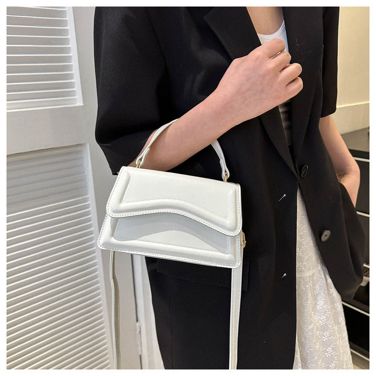 Bloom ™ |  Belvoir mini-tas